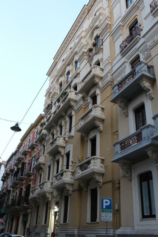Appartement Le BB à Bari Extérieur photo